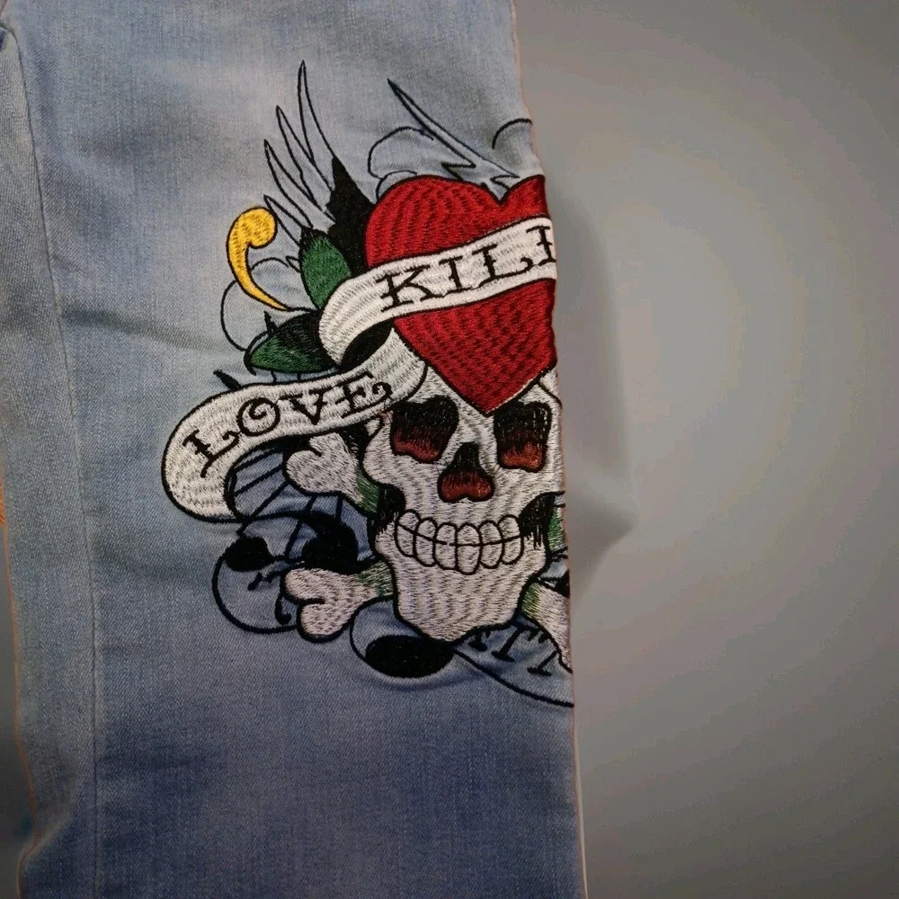 Women's Ed Hardy Jeans‎ size 26X24 Embroidered Wide Leg Love Kills Slow Flared